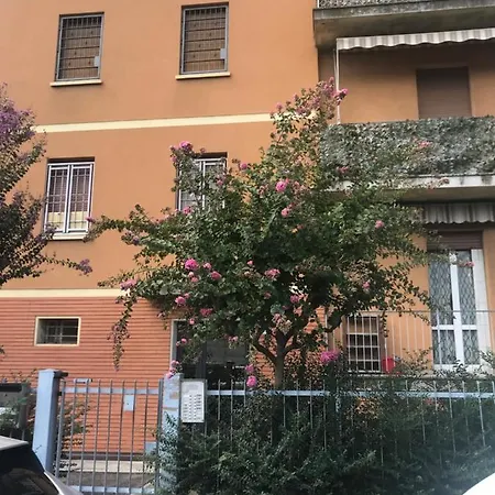 4 Letti In Zona Tranquilla E Ben Servita Appartamento Bologna