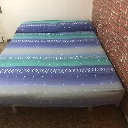 4 Posti Letto In Zona Tranquilla E Ben Servita, Un Matrimoniale E Un Divano Letto Matrimoniale Facebook Massimo Bobo Aquili Apartament Bolonia